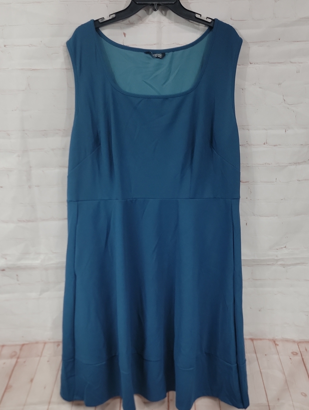 BloomChic Teal Scoop Neck Dress